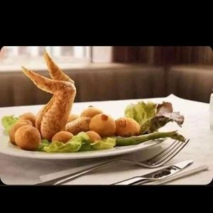 Meet your Posher, Johnny